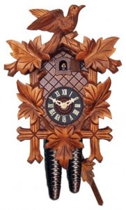 Hermoso modelo de reloj cucú Hermoso modelo de reloj cucú