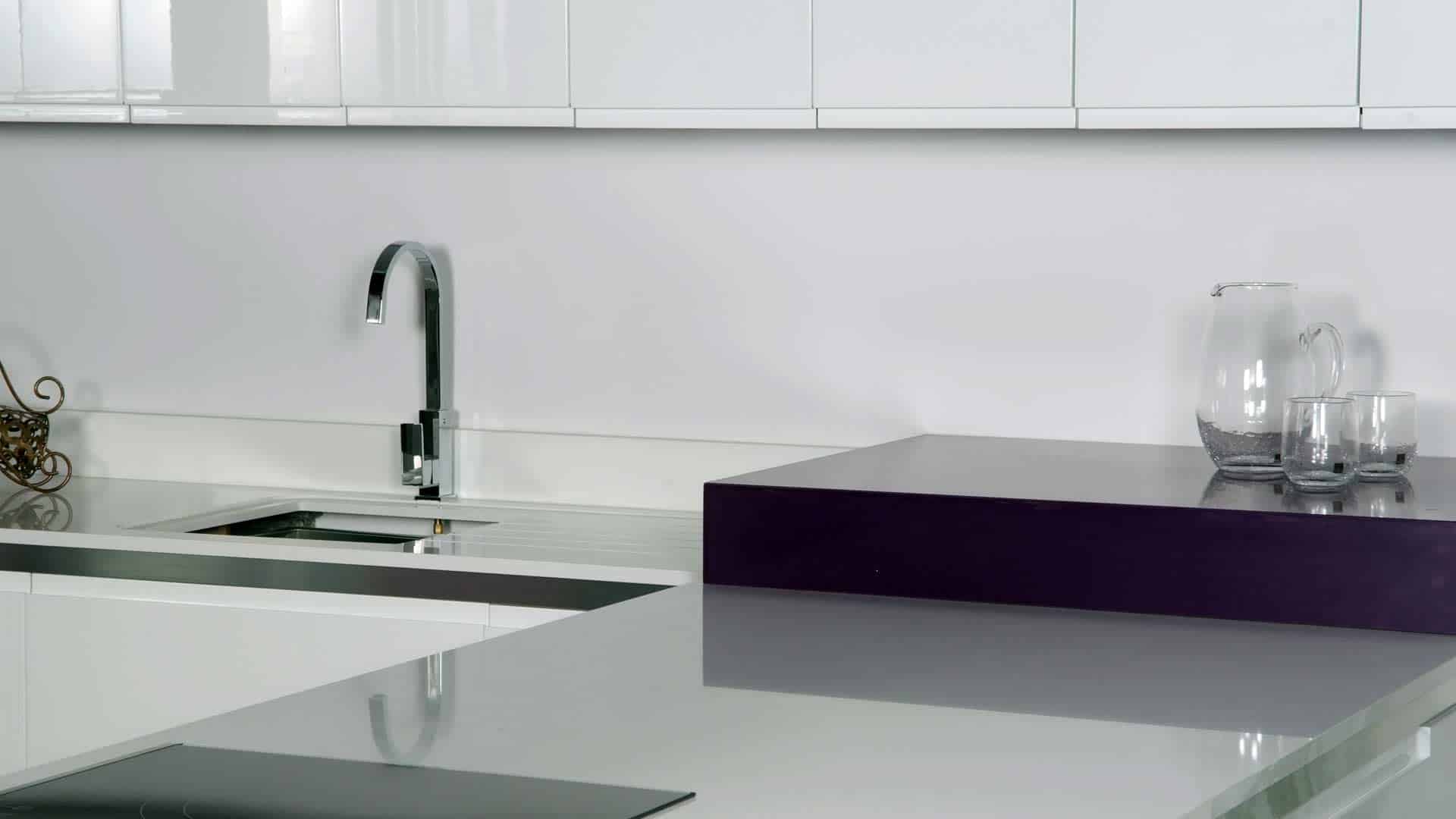 El acrílico es una alternativa para la mesada de su cocina ... El acrílico es una alternativa para la mesada de su cocina ...