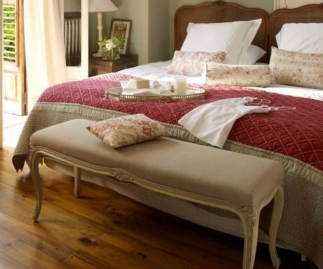 12 modelos geniales de banquetas para el dormitorio