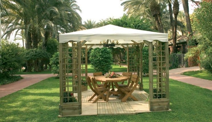 Pérgolas para el jardín: Modelos y consejos de compra - VisitaCasas.com