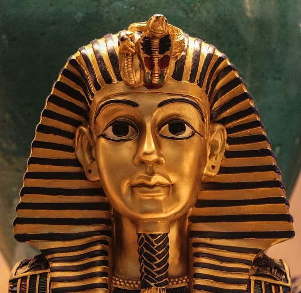 los Egipcios y el uso de los cosméticos